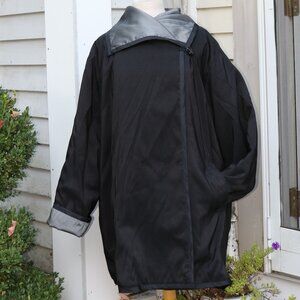 Mycra Pac Plus Size Black & Silver Grey Reversible Overlap Collar Jacket Sz 2X